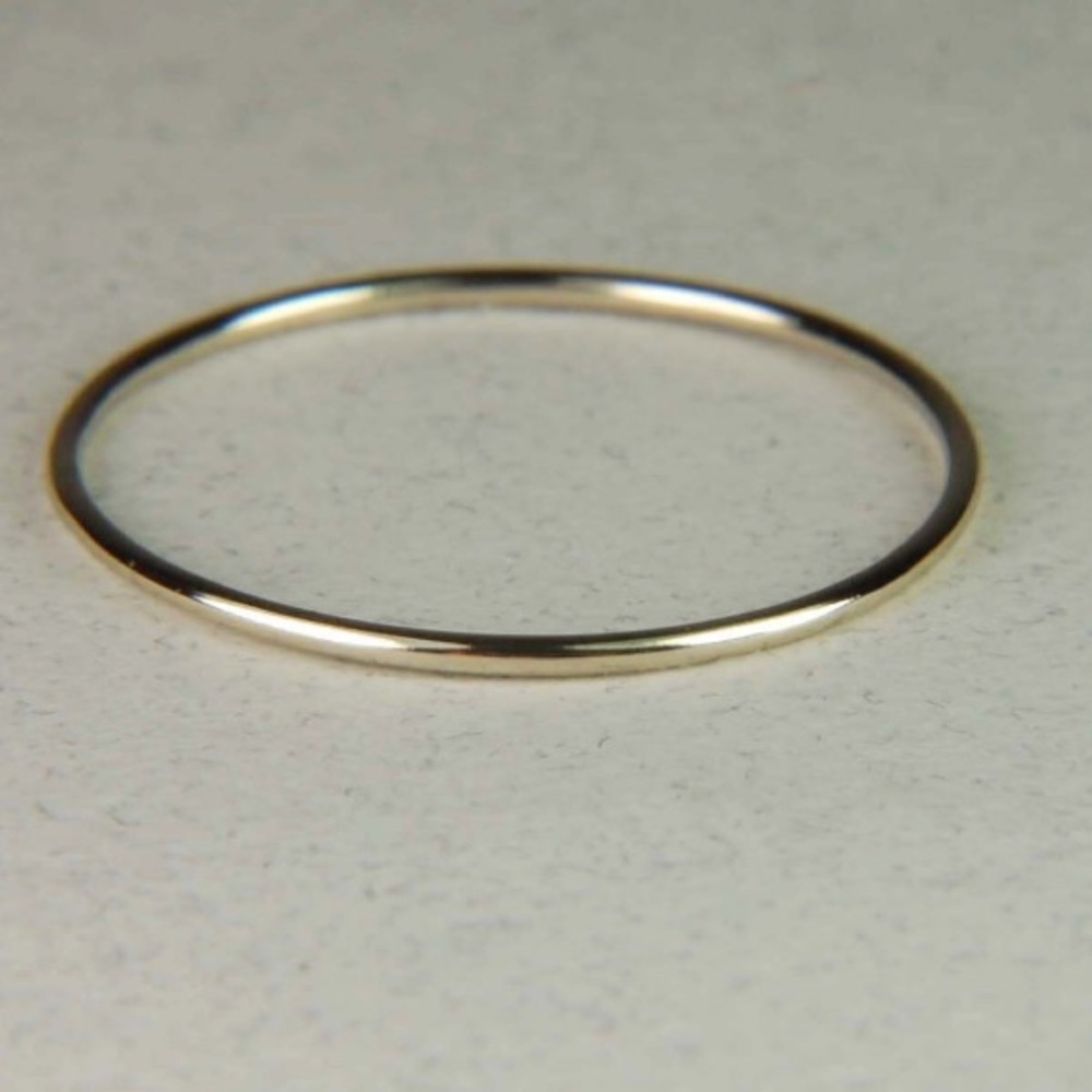 14k solid yellow gold ring